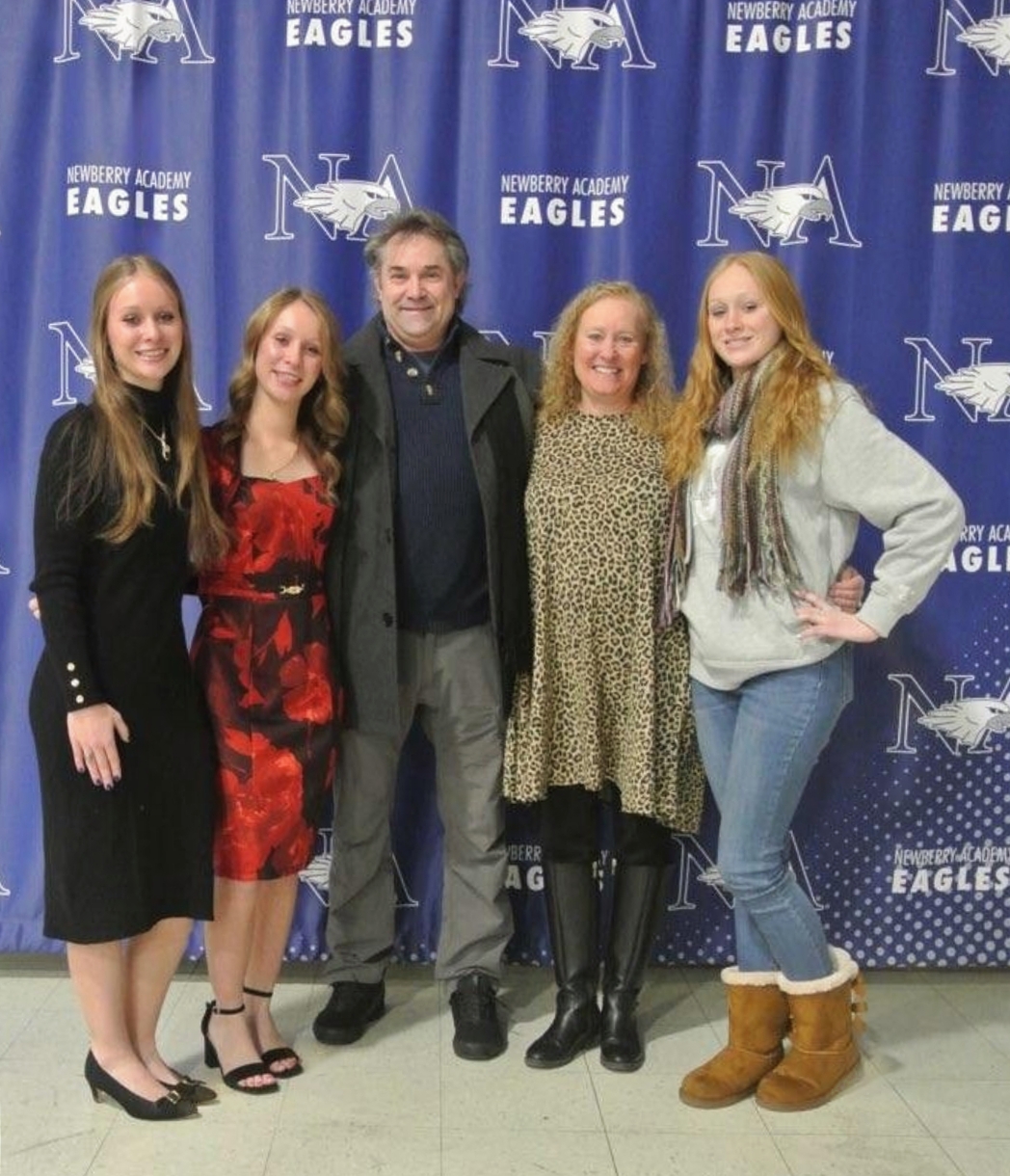 picture of Theresa Beevers and family